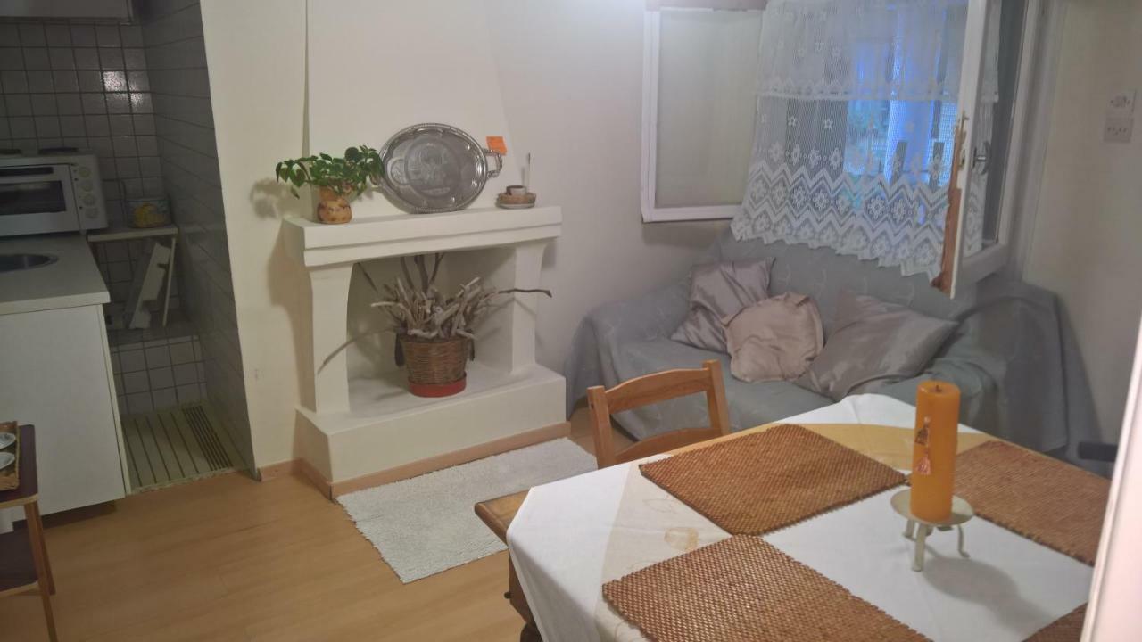 Spitaki Spata Airport Studio Kültér fotó